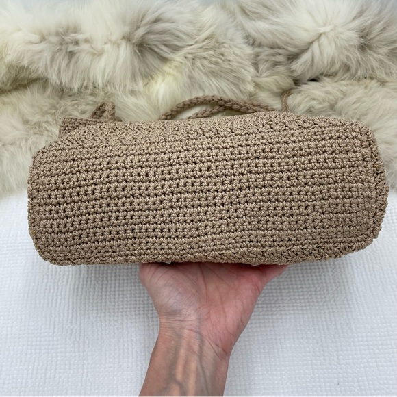 The Sak Crocheted Shoulder Bag - Picture 4 of 10